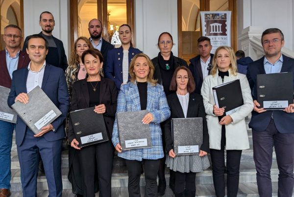 USR Brașov a depus la Biroul Electoral Județean candidaturile pentru Parlamentul României: Allen Coliban și Irineu Darău deschid cele două liste de candidați